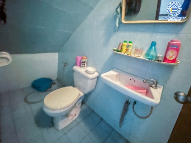 *****ทาวน์โฮมมือสองนนทบุรี ม.เจ้าพระยา9 บางกรวย-ไทรน้อย เนื้อที่มากถึง 20.1 ตร.ว. ฟังก์ชัน 4 ห้องนอน 3 ห้องน้ำ ทาวน์โฮมสภาพดี บนทำเลเยี่ยม เชื่อมต่อ ถ.ราชพฤกษ์, ถ.รัตนาธิเบศร์ แถมใกล้รถไฟฟ้าสายสีม่วง "สถานีบางพลู" จองด่วน!